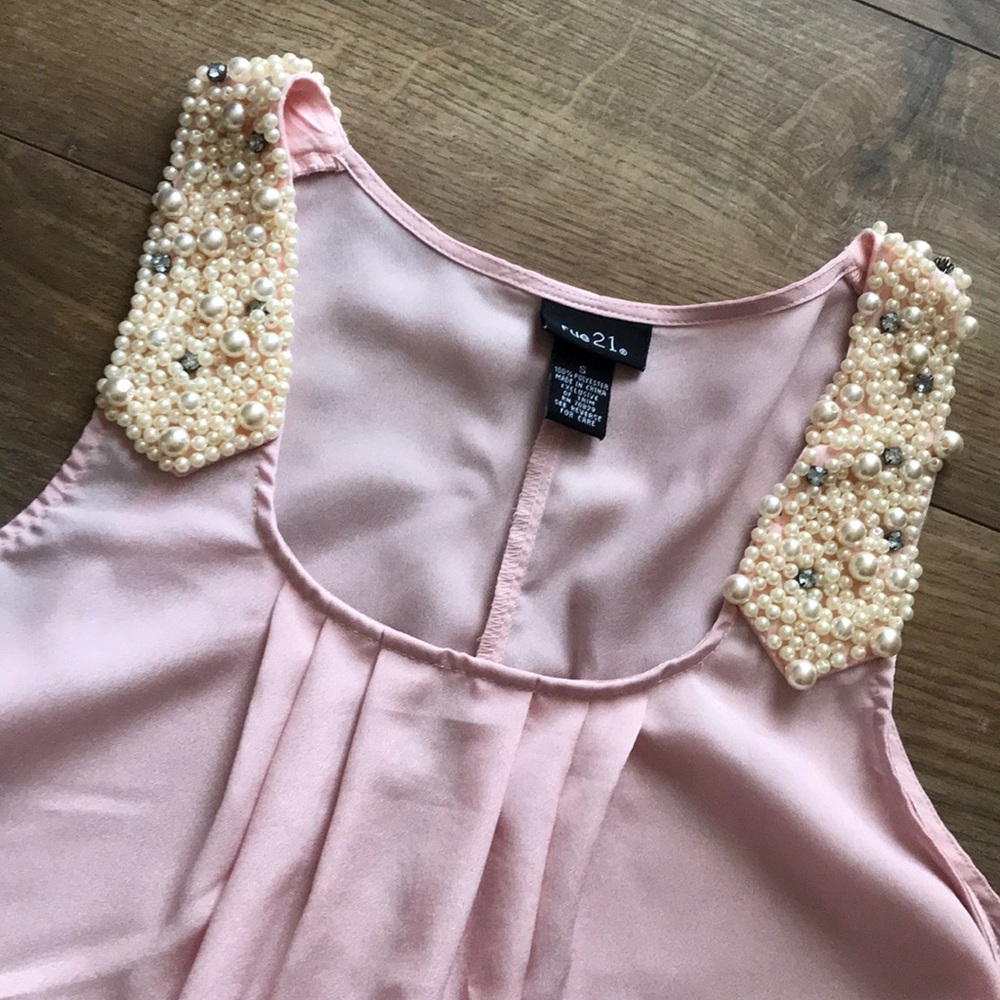 🍍Size Small Blush Tank with Pearl Details Small